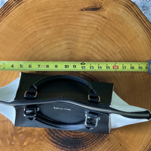 Beautiful Black and White Calvin Klein Shell Handbag - Picture 5 of 10